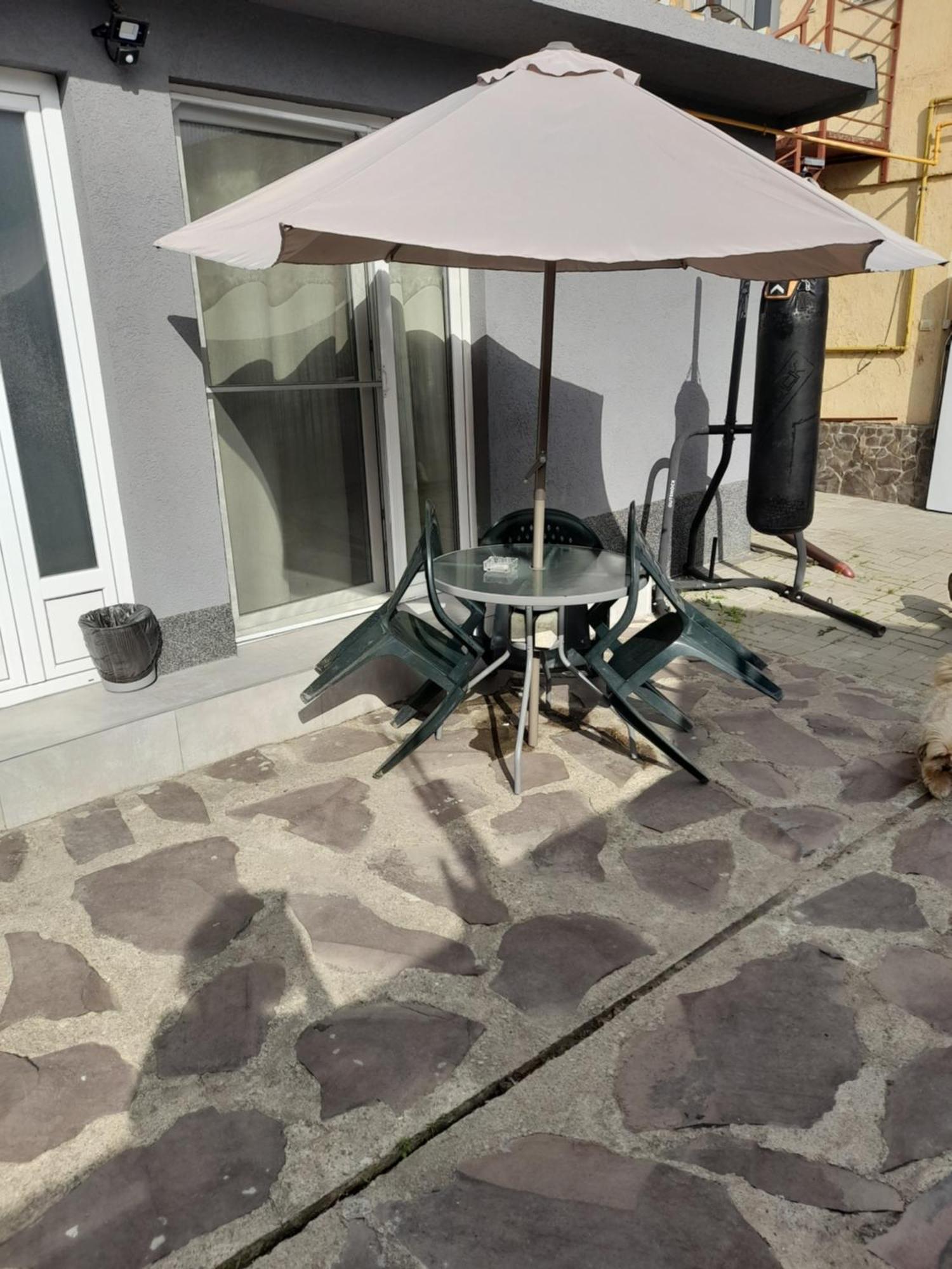 Garsoniera Sic Zona Terapia Zona Linistita La Casa Cu Parcare Lejlighed Cluj-Napoca Eksteriør billede