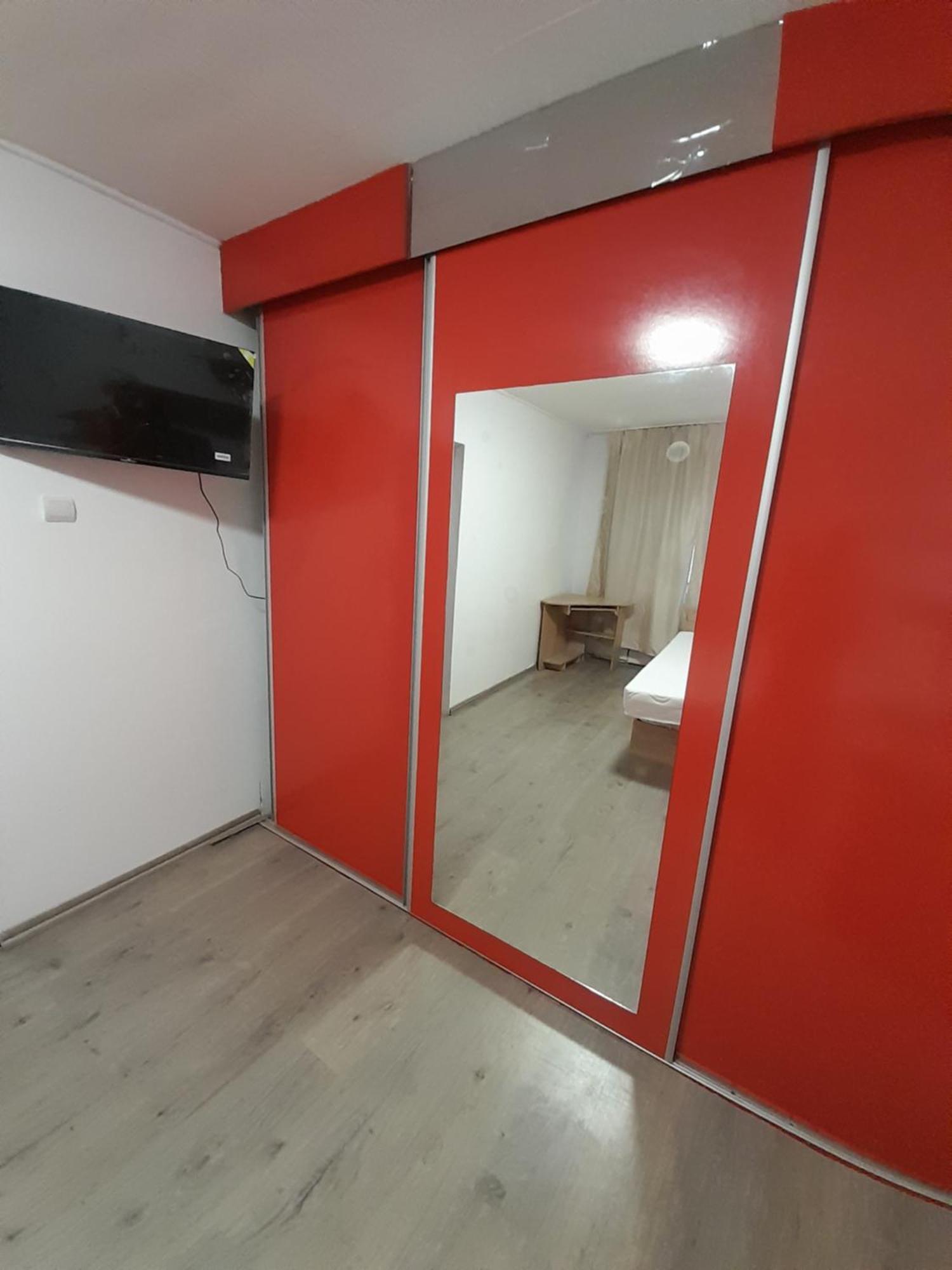 Garsoniera Sic Zona Terapia Zona Linistita La Casa Cu Parcare Lejlighed Cluj-Napoca Eksteriør billede