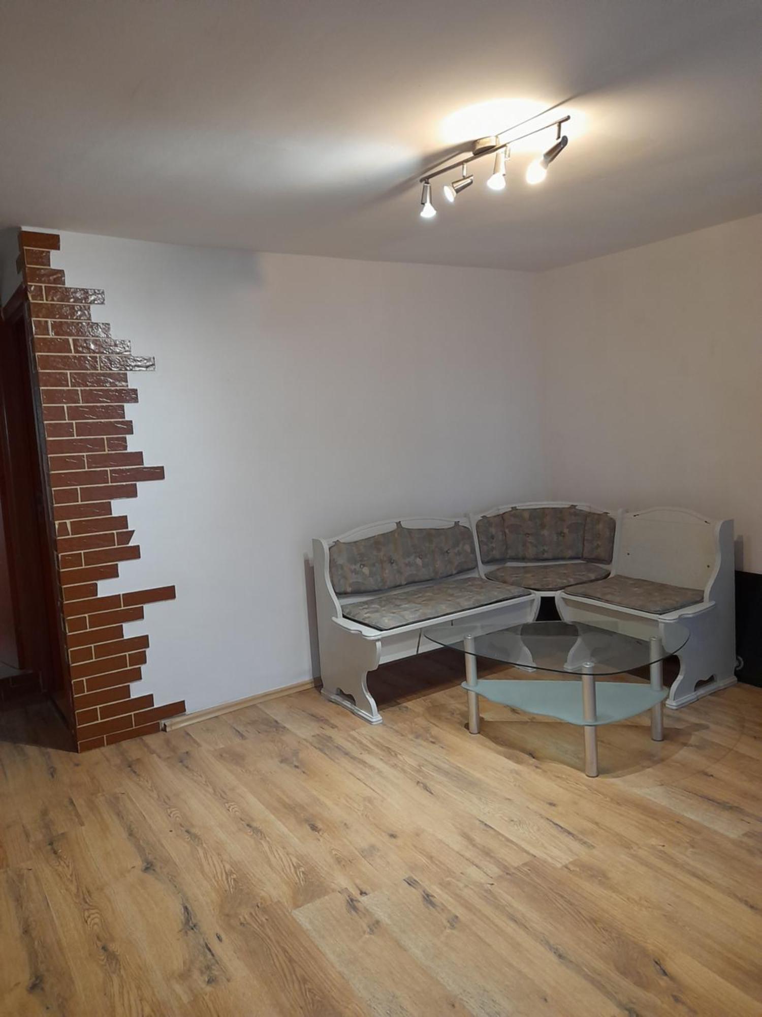 Garsoniera Sic Zona Terapia Zona Linistita La Casa Cu Parcare Lejlighed Cluj-Napoca Eksteriør billede