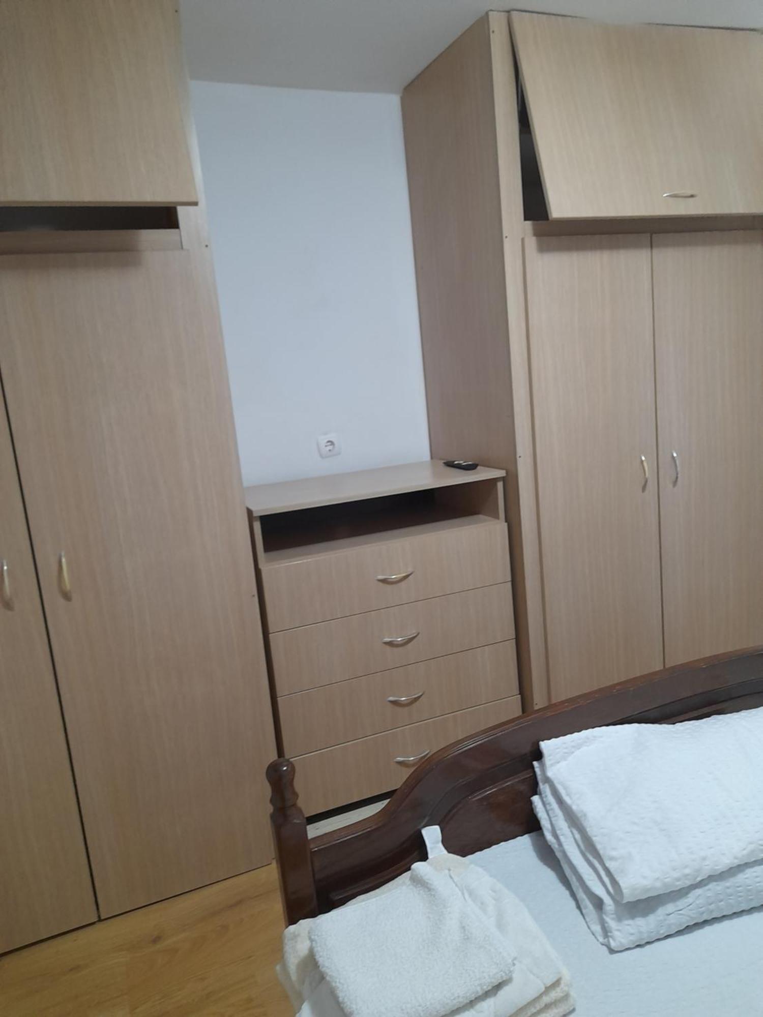 Garsoniera Sic Zona Terapia Zona Linistita La Casa Cu Parcare Lejlighed Cluj-Napoca Eksteriør billede