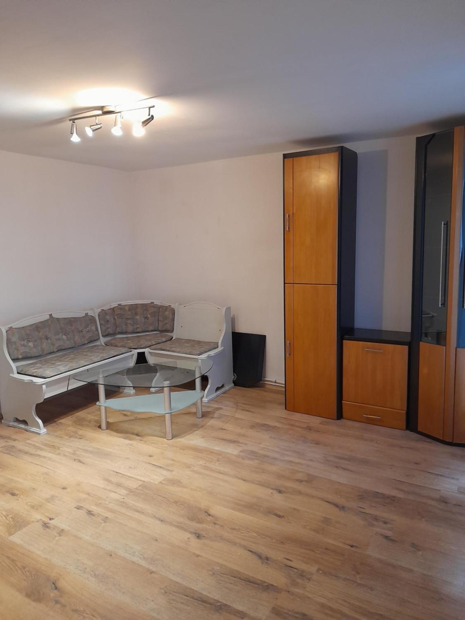 Garsoniera Sic Zona Terapia Zona Linistita La Casa Cu Parcare Lejlighed Cluj-Napoca Eksteriør billede